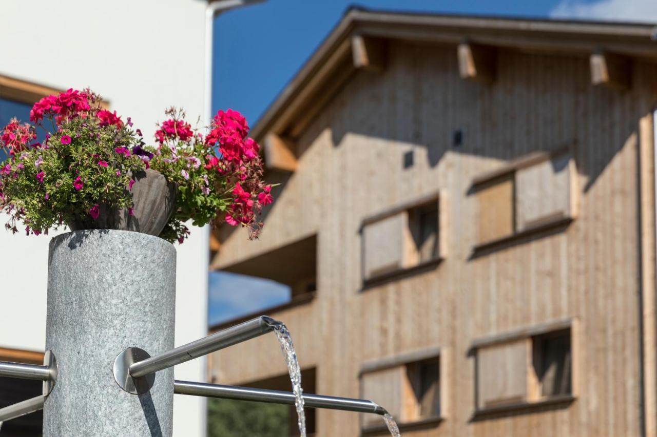 Pradas Resort Brigels Breíl Eksteriør billede
